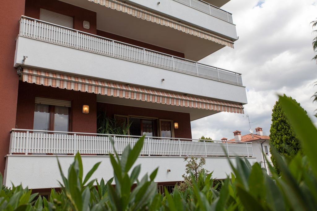 Toti Apartment Udine Exterior foto